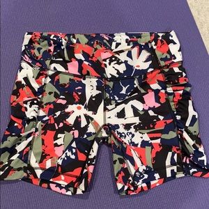Lululemon bike shorts sz10